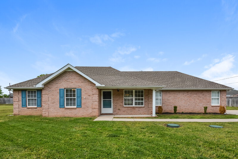 1,920/Mo, 144 Centerrock Dr Christiana, TN 37037 External View