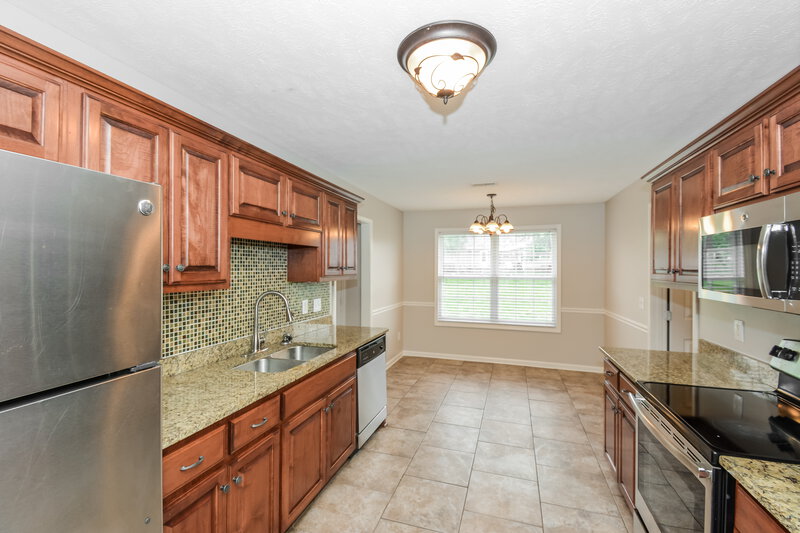 1,920/Mo, 144 Centerrock Dr Christiana, TN 37037 Kitchen View