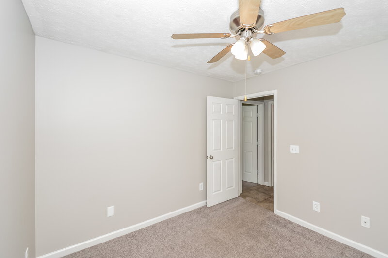 1,920/Mo, 144 Centerrock Dr Christiana, TN 37037 Bedroom View 4