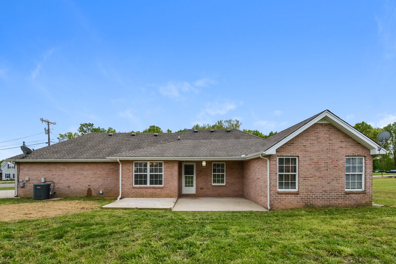 1,920/Mo, 144 Centerrock Dr Christiana, TN 37037 Rear View