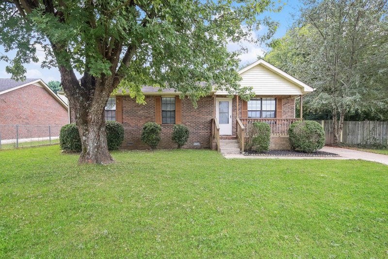 1,925/Mo, 2621 Deerpath Dr Christiana, TN 37037 External View