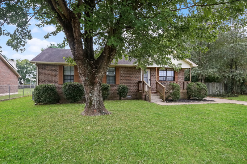 1,925/Mo, 2621 Deerpath Dr Christiana, TN 37037 Front View
