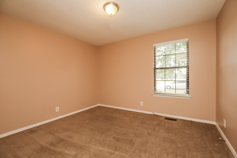 1,925/Mo, 2621 Deerpath Dr Christiana, TN 37037 Bedroom View