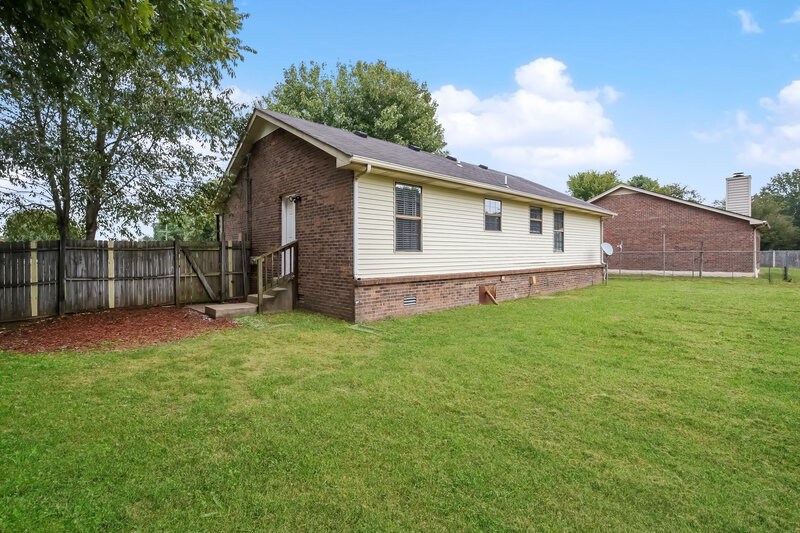 1,925/Mo, 2621 Deerpath Dr Christiana, TN 37037 Rear View 2