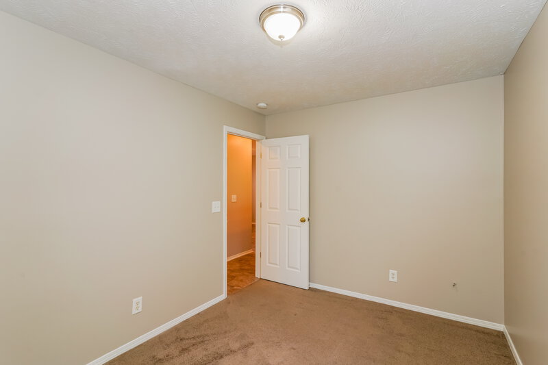 3,570/Mo, 2814 Creekbend Dr Nashville, TN 37207 Bedroom View 2