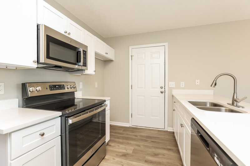 1,930/Mo, 611 Glen Valley Trl Smyrna, TN 37167 Kitchen View