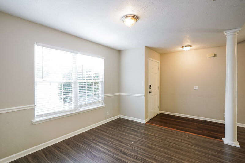 1,890/Mo, 7313 Ole Nottingham Dr ANTIOCH, TN 37013 Dining Room View