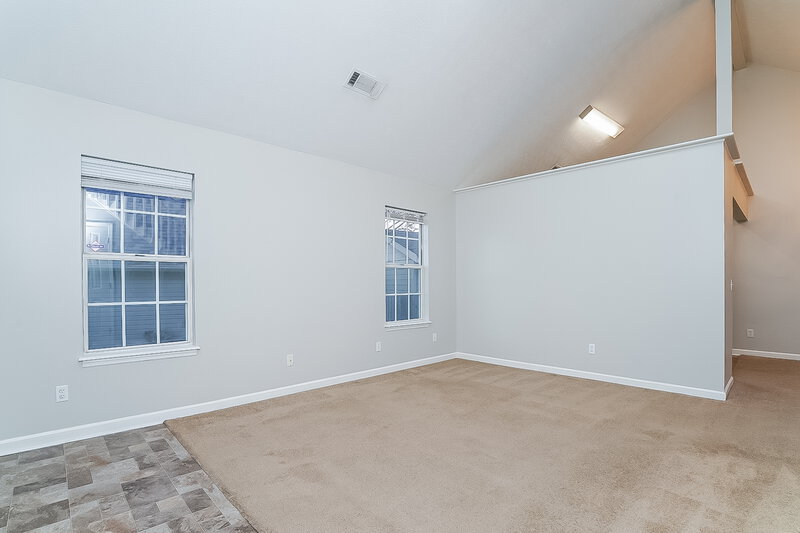 2,820/Mo, 4033 Pepperwood Dr ANTIOCH, TN 37013 Living Room View 2