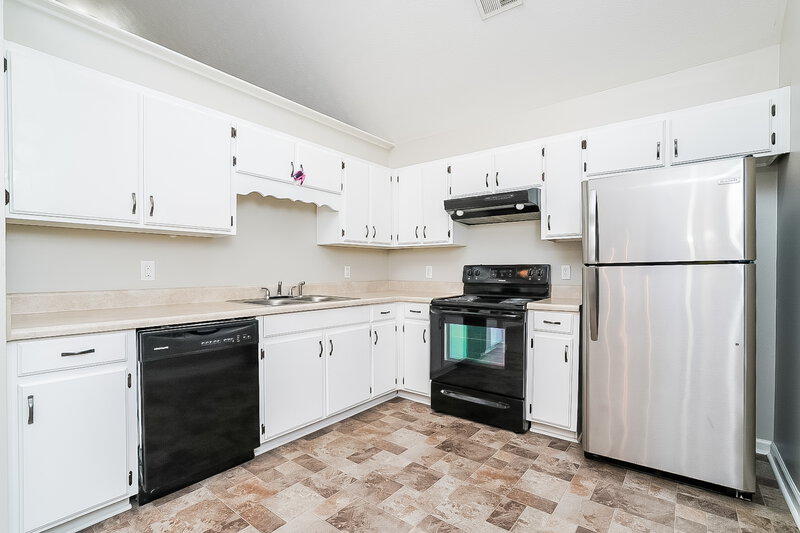 2,820/Mo, 4033 Pepperwood Dr ANTIOCH, TN 37013 Kitchen View