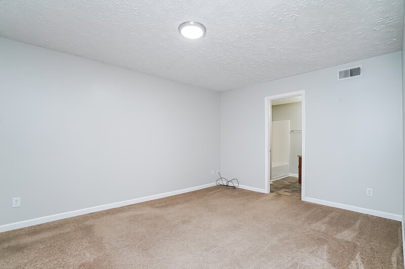 2,820/Mo, 4033 Pepperwood Dr ANTIOCH, TN 37013 Main Bedroom View