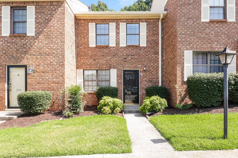 2,200/Mo, 232 Thistle Ln HERMITAGE, TN 37076 External View