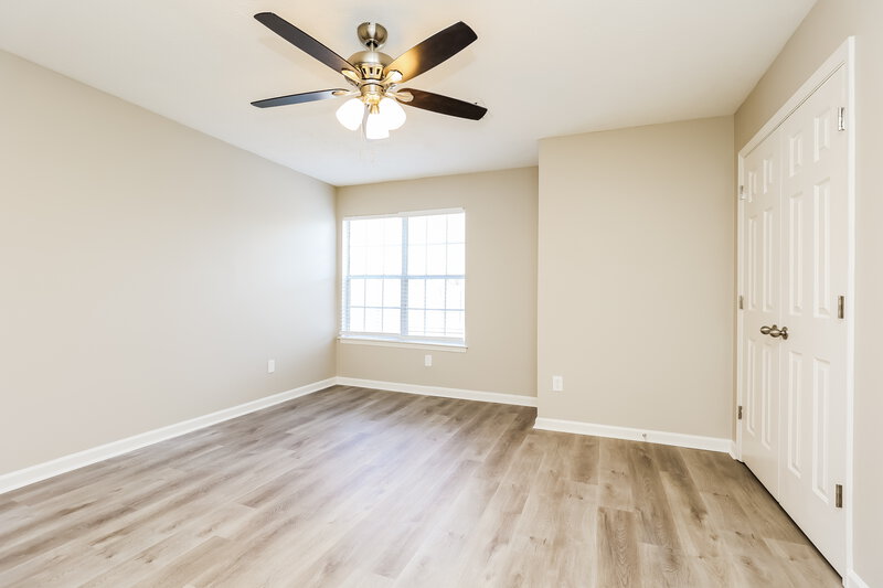 2,295/Mo, 2730 River Bend Dr Nashville, TN 37214 Main Bedroom View