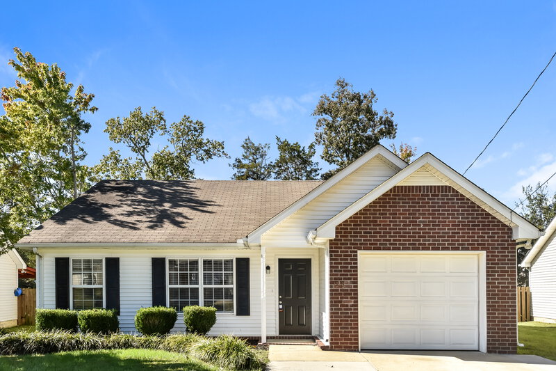 2,005/Mo, 1315 Owasa Trl Murfreesboro, TN 37130 External View