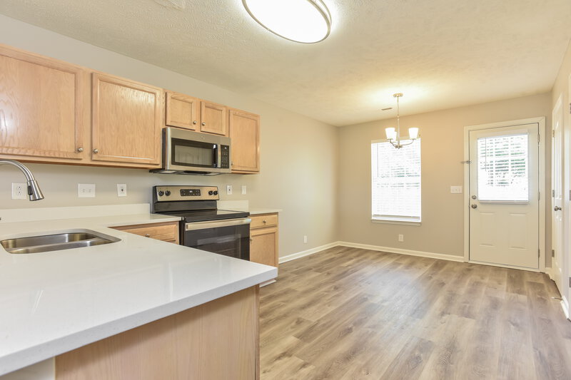 2,005/Mo, 1315 Owasa Trl Murfreesboro, TN 37130 Dining Room View