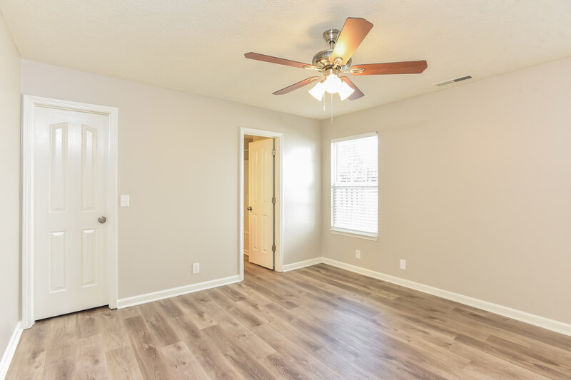 2,005/Mo, 1315 Owasa Trl Murfreesboro, TN 37130 Bedroom View