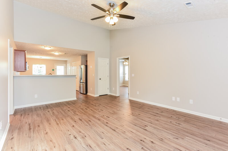 1,920/Mo, 4002 Deer Run Trce Spring Hill, TN 37174 Living Room View 2