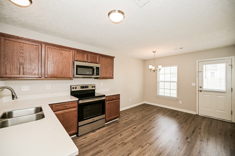 1,835/Mo, 4002 Deer Run Trce Spring Hill, TN 37174 Kitchen View