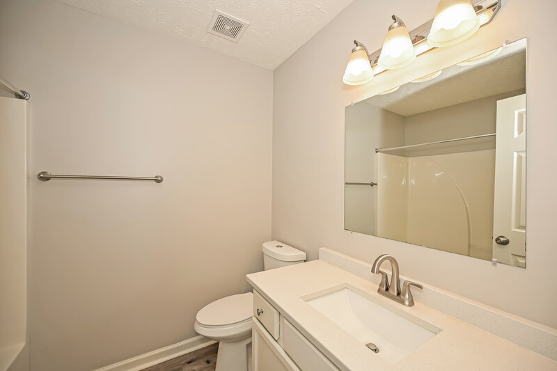 1,835/Mo, 4002 Deer Run Trce Spring Hill, TN 37174 Bathroom View