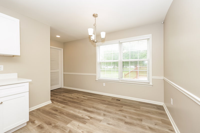 3,290/Mo, 1327 Cason Ln Murfreesboro, TN 37128 Breakfast Nook View