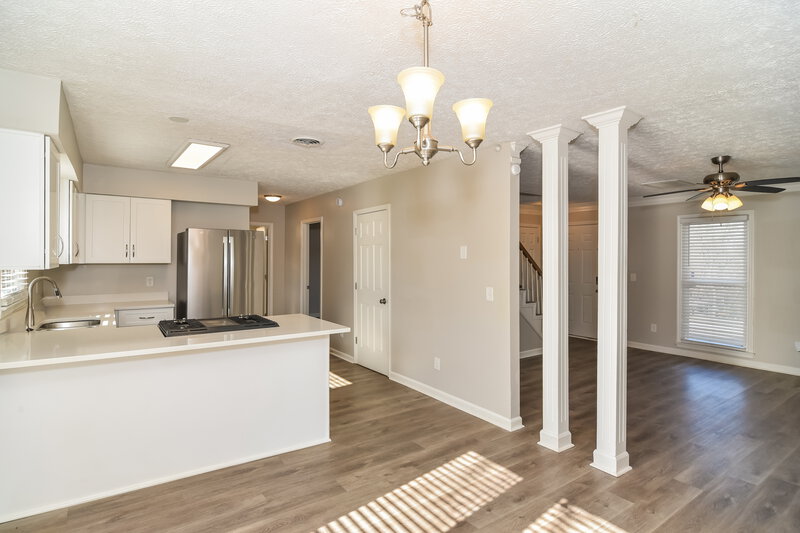 2,080/Mo, 1423 Marymont Dr Murfreesboro, TN 37129 Dining Room View