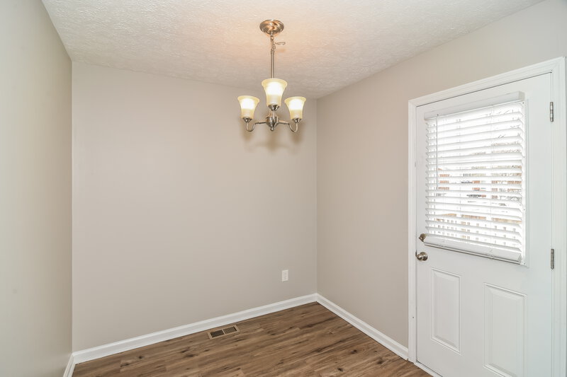 1,975/Mo, 104 River Bend Rd Hendersonville, TN 37075 Dining Room View