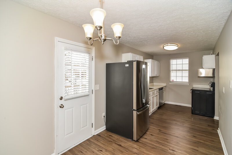 1,975/Mo, 104 River Bend Rd Hendersonville, TN 37075 Kitchen View 2