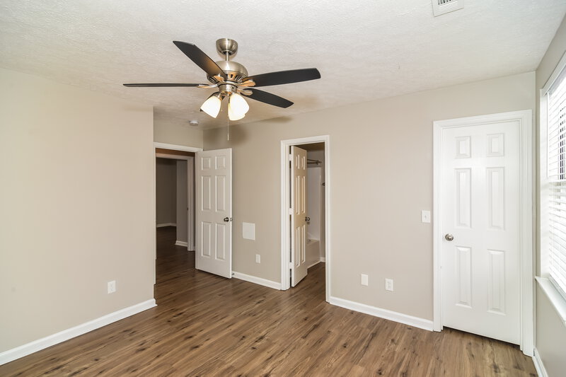 1,975/Mo, 104 River Bend Rd Hendersonville, TN 37075 Main Bedroom View 2