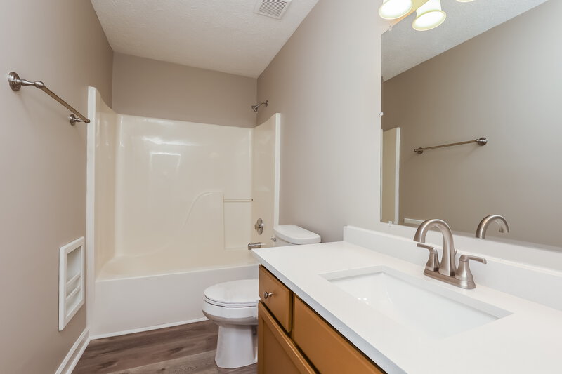 2,090/Mo, 519 Breslin Ave Smyrna, TN 37167 Bathroom View