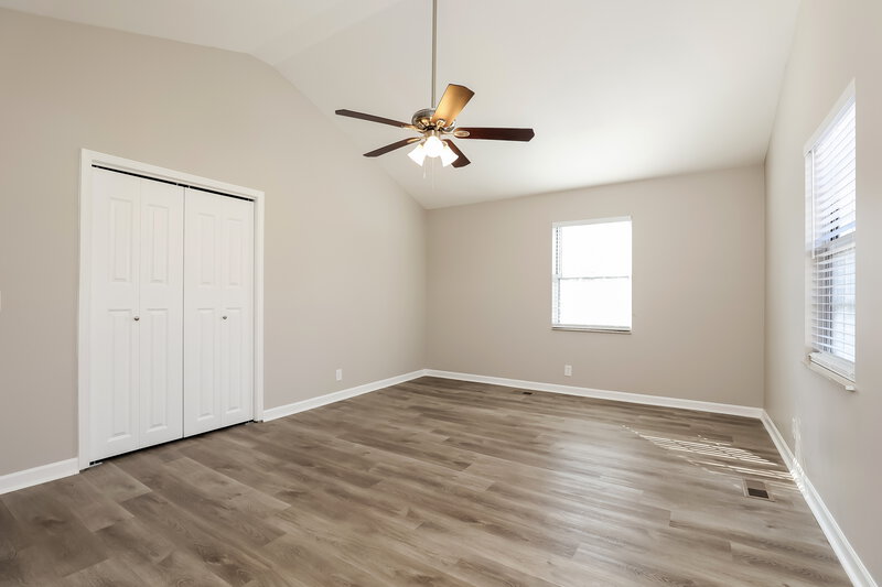 2,435/Mo, 812 Dresden Ct Antioch, TN 37013 Main Bedroom View