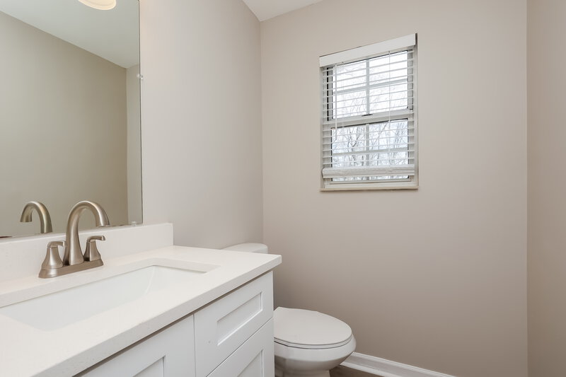 2,435/Mo, 812 Dresden Ct Antioch, TN 37013 Bathroom View