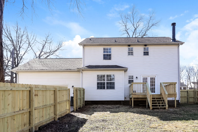 2,435/Mo, 812 Dresden Ct Antioch, TN 37013 Rear View