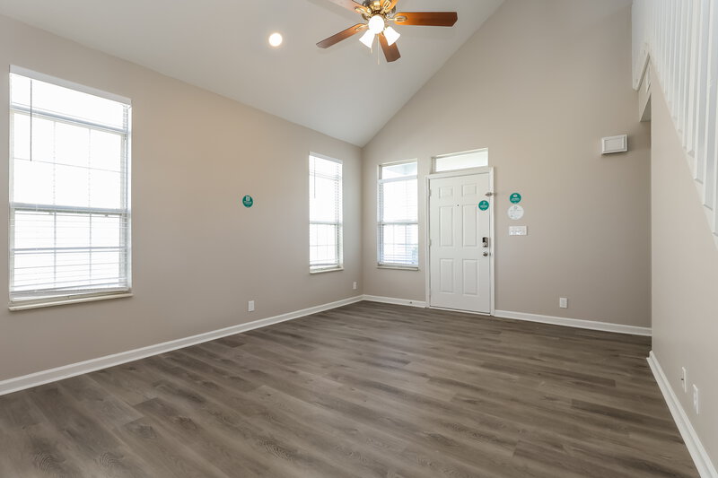 2,275/Mo, 1208 Wembley Dr Hermitage, TN 37076 Living Room View