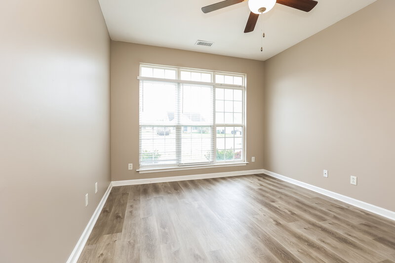 2,115/Mo, 2744 Pepperdine Dr Murfreesboro, TN 37128 Main Bedroom View 2
