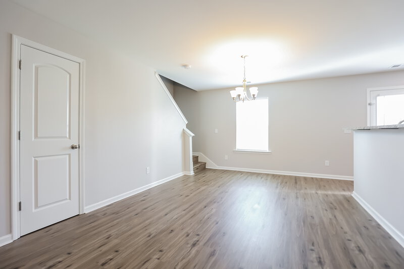 1,905/Mo, 408 Bronson Dr La Vergne, TN 37086 Dining Room View