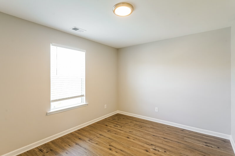 2,025/Mo, 408 Bronson Dr La Vergne, TN 37086 Bedroom View 3