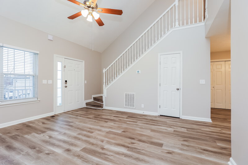 2,325/Mo, 5012 Chadfield Way Antioch, TN 37013 Living Room View 2