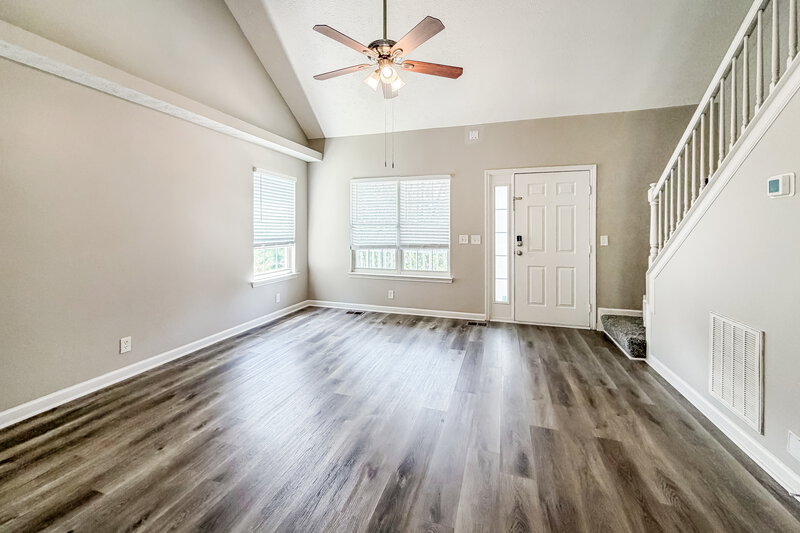 2,155/Mo, 5012 Chadfield Way Antioch, TN 37013 Living Room View