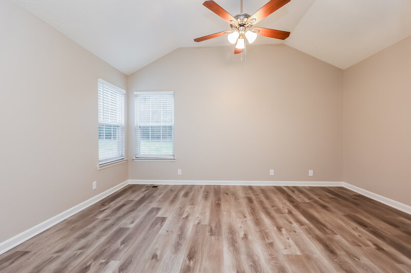 2,325/Mo, 5012 Chadfield Way Antioch, TN 37013 Main Bedroom View