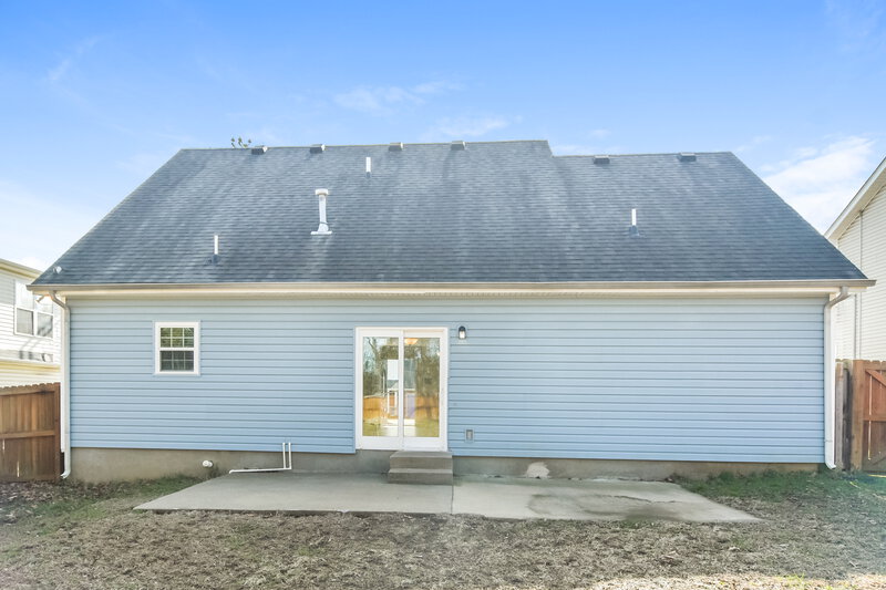 2,135/Mo, 3565 Mount View Ridge Dr Antioch, TN 37013 Rear View