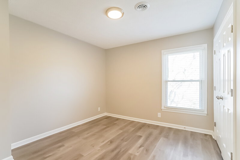 2,205/Mo, 5428 Village Way Nashville, TN 37211 Bedroom View 2