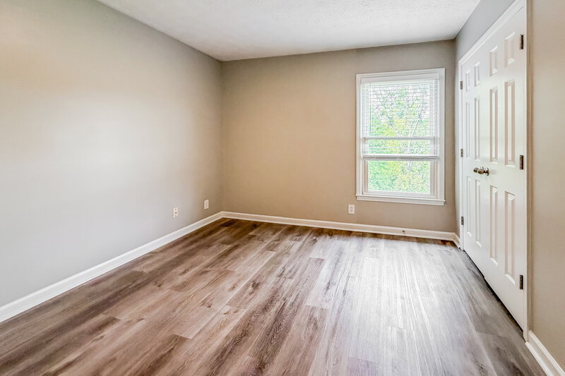 2,245/Mo, 5428 Village Way Nashville, TN 37211 Bedroom View