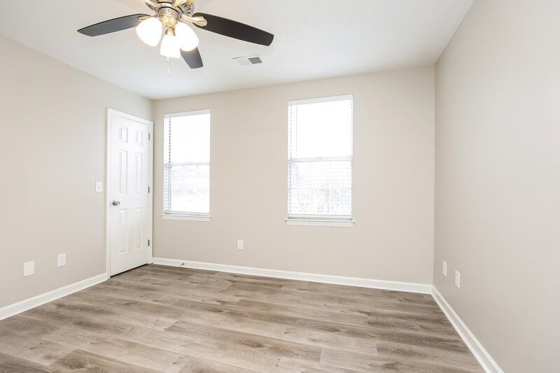 2,860/Mo, 115 River Bend Rd Hendersonville, TN 37075 Main Bedroom View 2