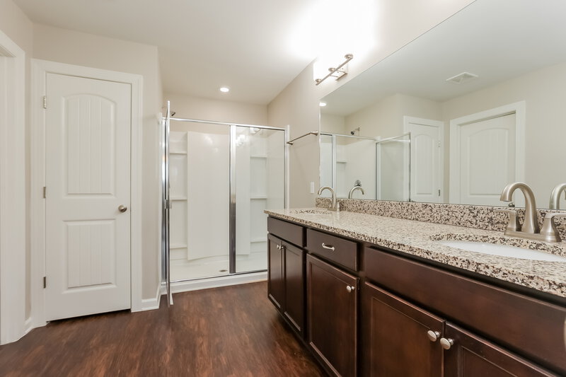 2,185/Mo, 3029 Defilade Dr Murfreesboro, TN 37128 Main Bathroom View