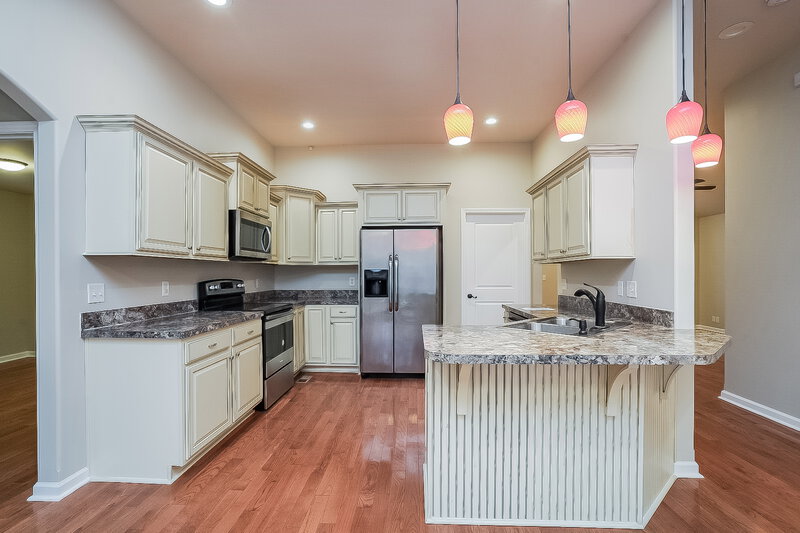 2,050/Mo, 3310 Anderson Rd Antioch, TN 37013 Kitchen View