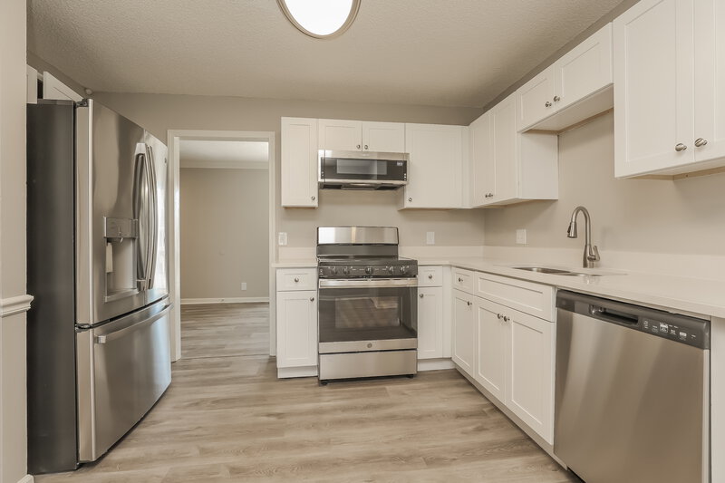 1,860/Mo, 3321 Towne Ridge Dr Antioch, TN 37013 Kitchen View