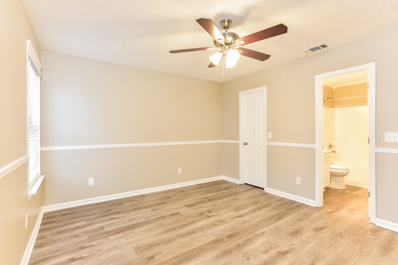 2,800/Mo, 1212 Elisha Ct La Vergne, TN 37086 Main Bedroom View 2