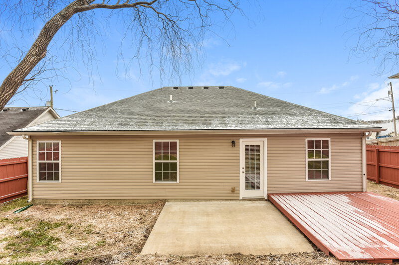 2,800/Mo, 1212 Elisha Ct La Vergne, TN 37086 Rear View