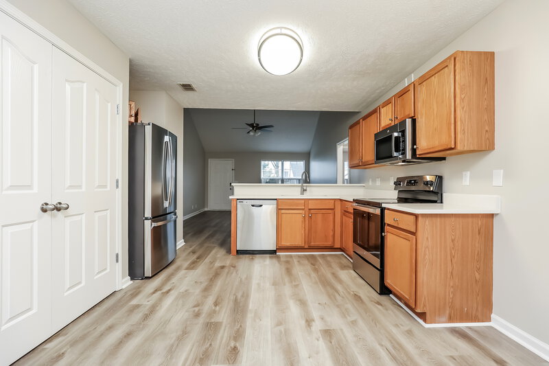 1,965/Mo, 1513 Holden Ct Murfreesboro, TN 37128 Kitchen View