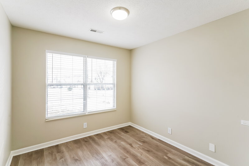 1,985/Mo, 1016 Mansker Dr Goodlettsville, TN 37072 Bedroom View 2