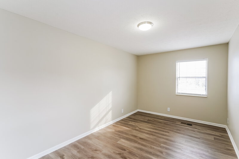 1,985/Mo, 1016 Mansker Dr Goodlettsville, TN 37072 Bedroom View 4